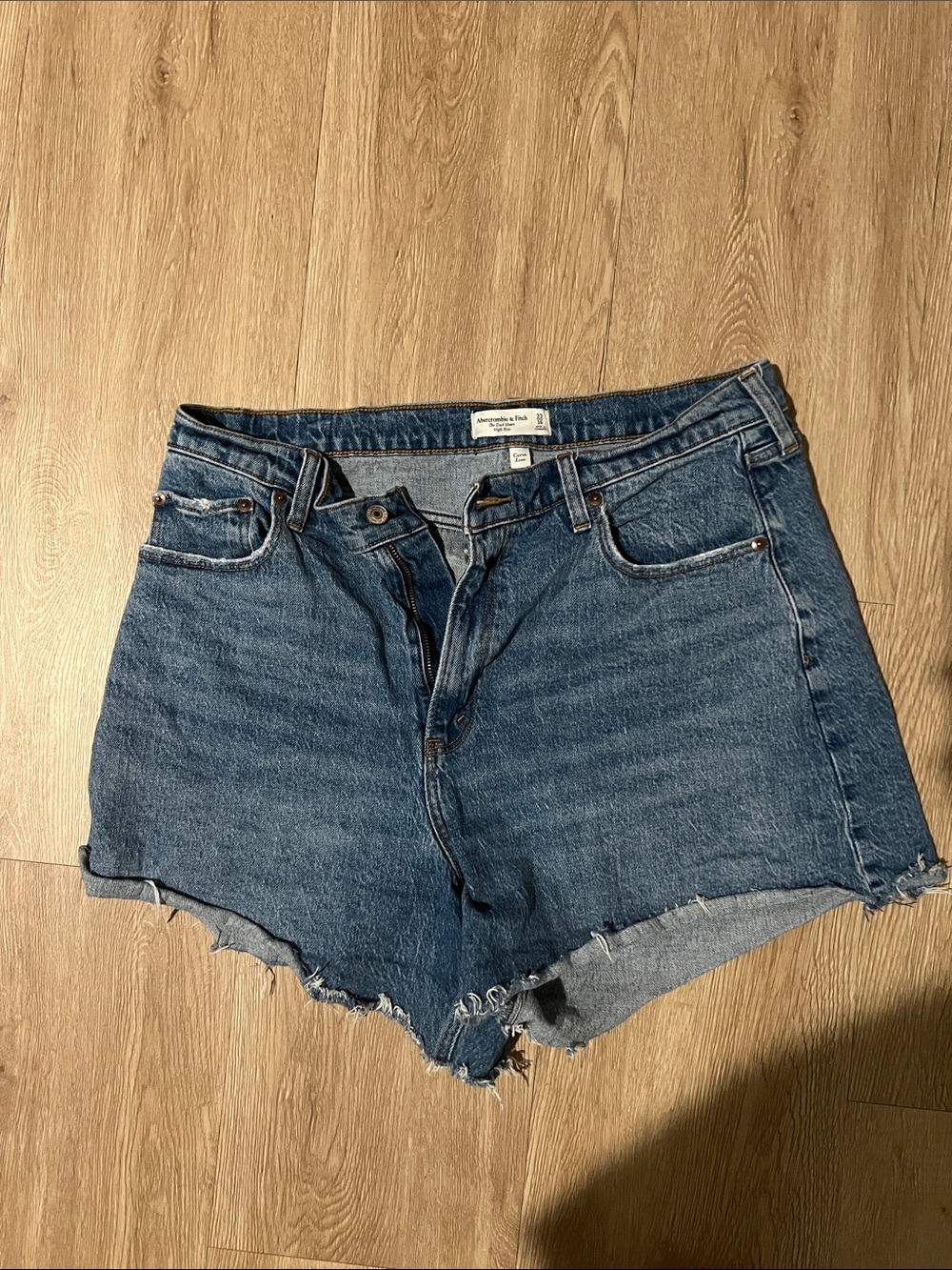 Abercrombie & Fitch the dad short high rise 33 curve love